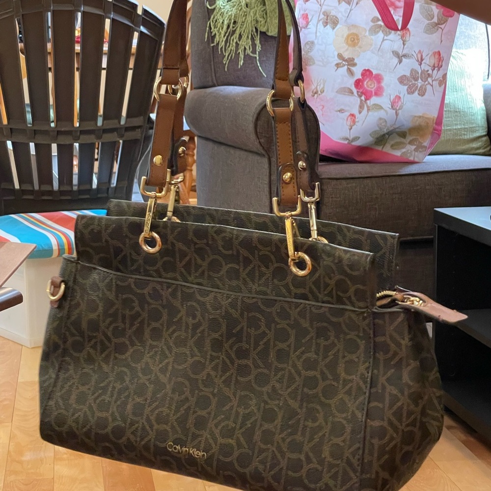 Used CK purse, great condition.